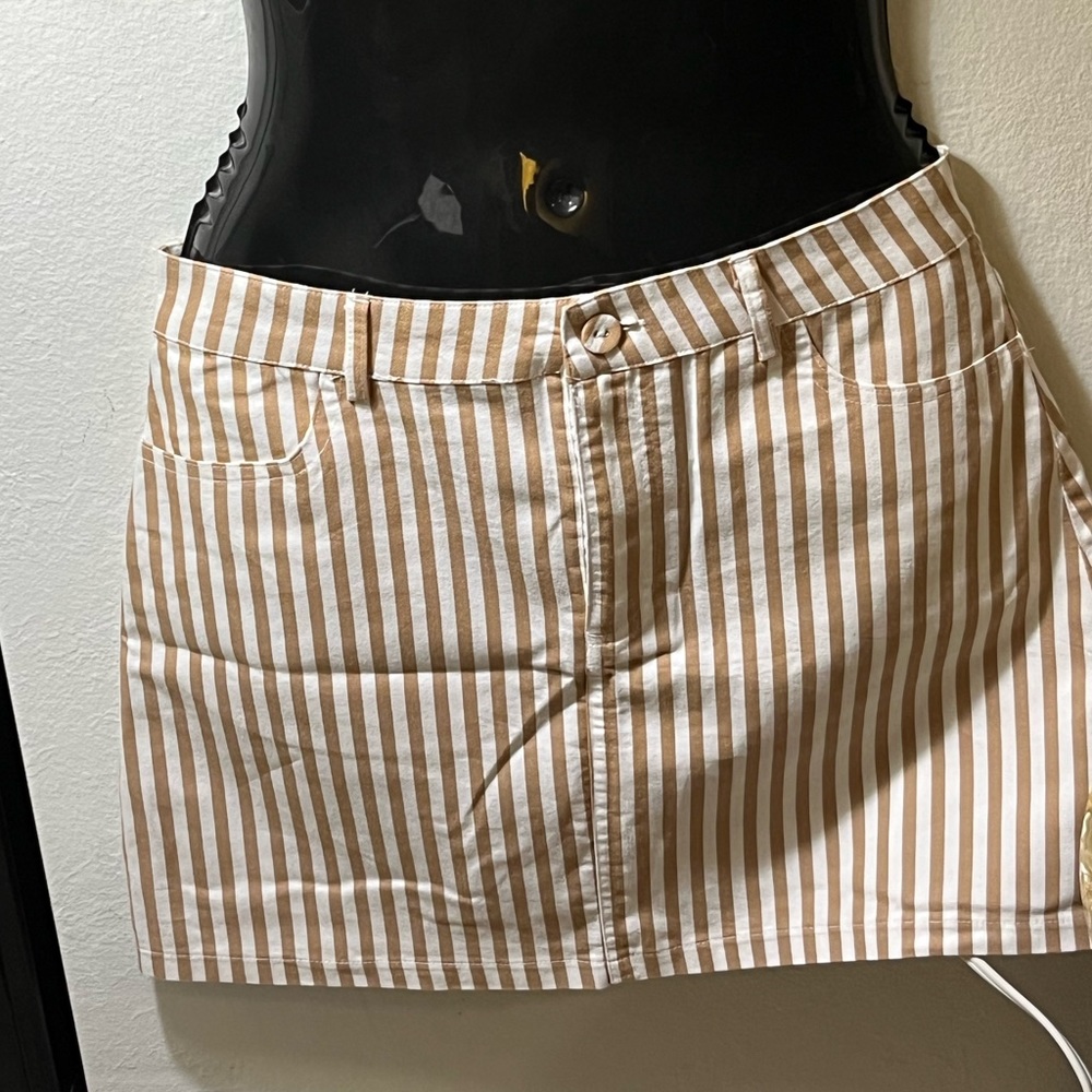 FOREVER21 striped mini skirt NWT